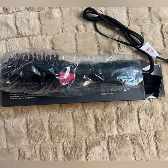 Seaside Beauty hair dryer& styler Brush BRAND NEW Never Used - Picture 4 of 8